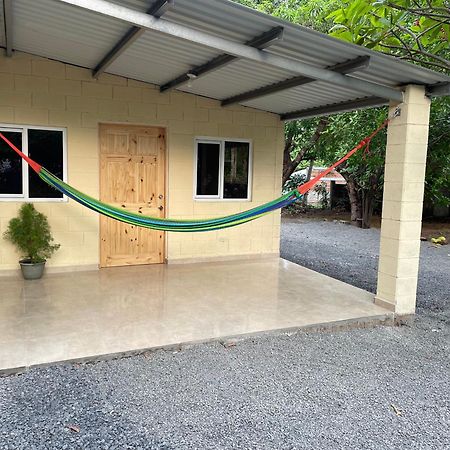 Hostal Camila'S Tamanique المظهر الخارجي الصورة