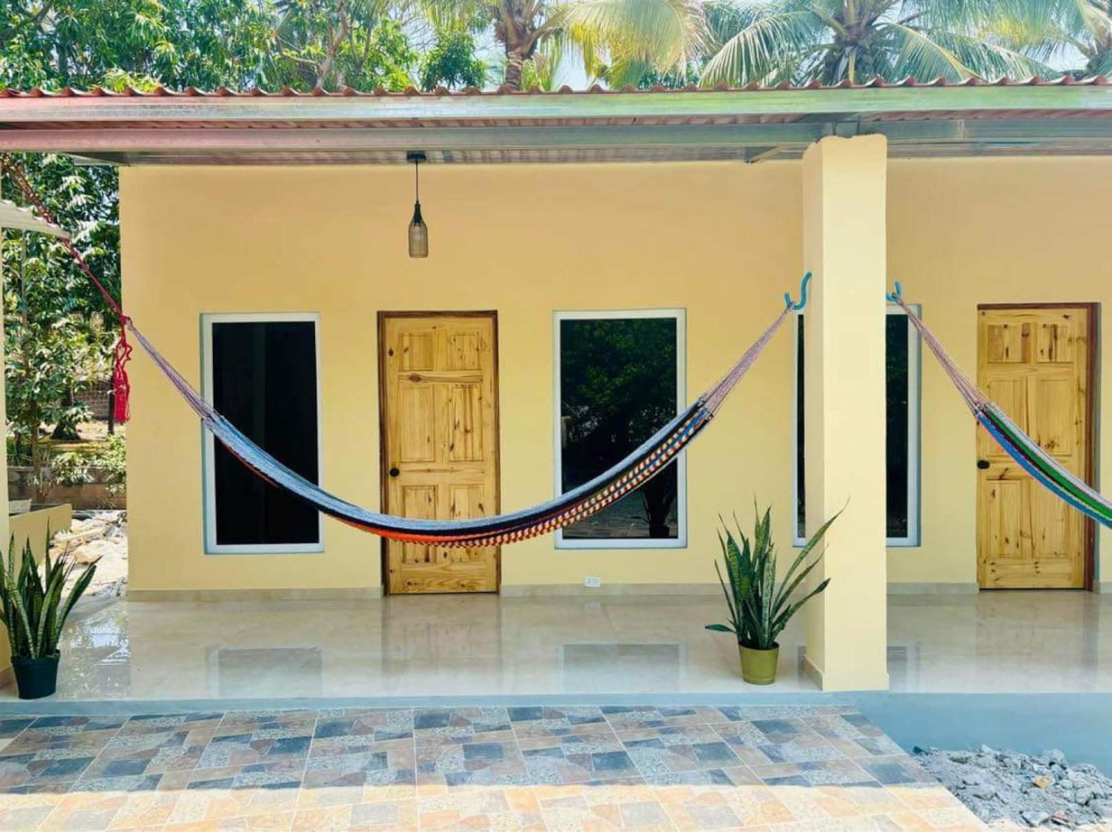 Hostal Camila'S Tamanique المظهر الخارجي الصورة