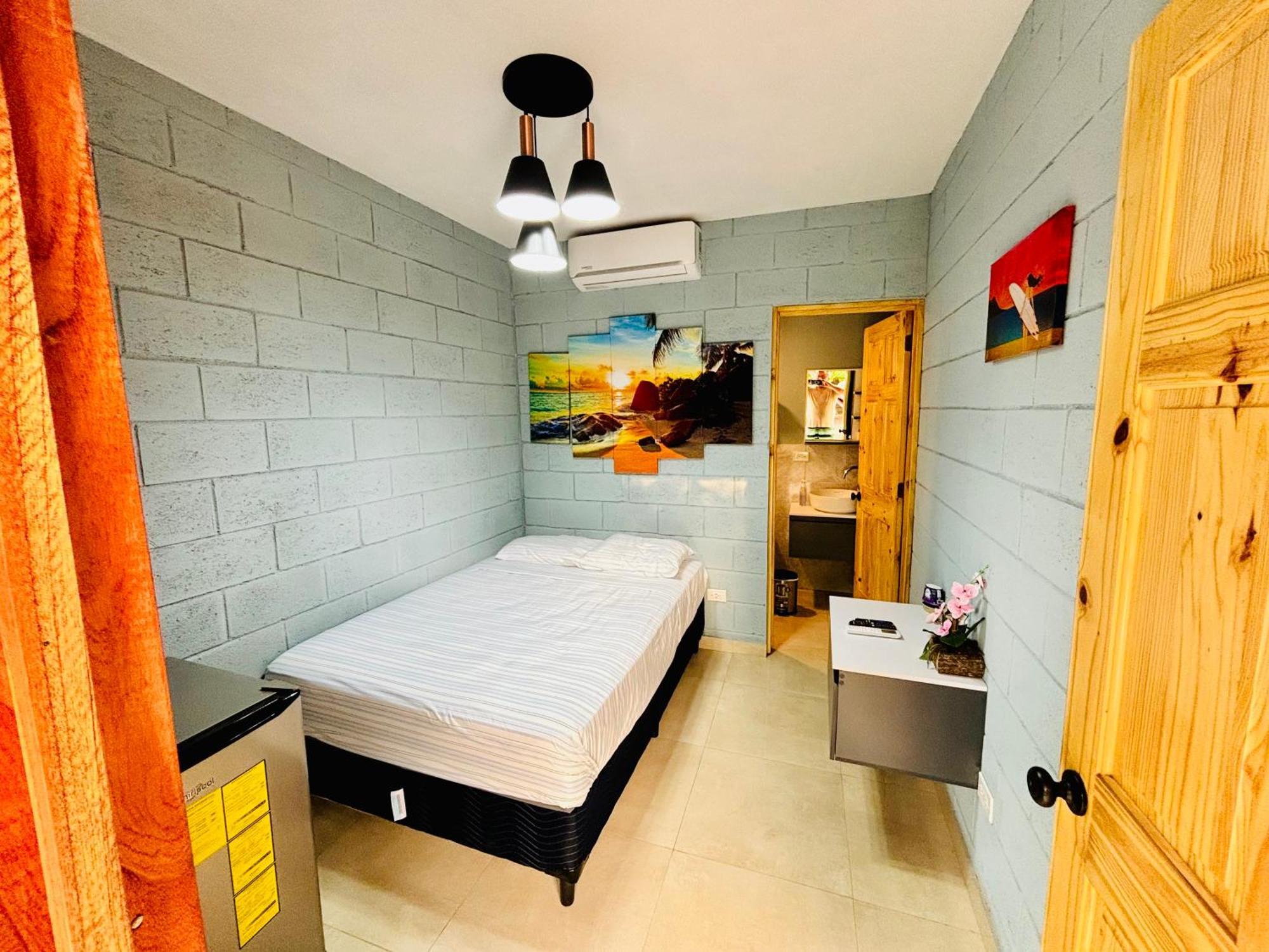 Hostal Camila'S Tamanique المظهر الخارجي الصورة