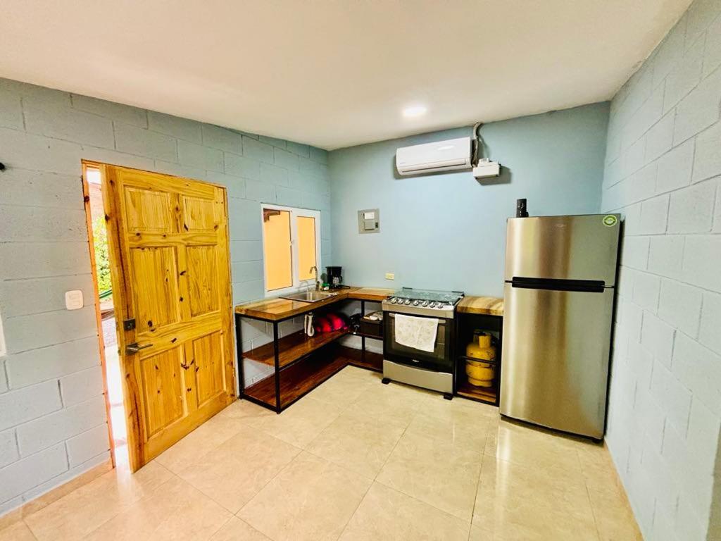 Hostal Camila'S Tamanique المظهر الخارجي الصورة